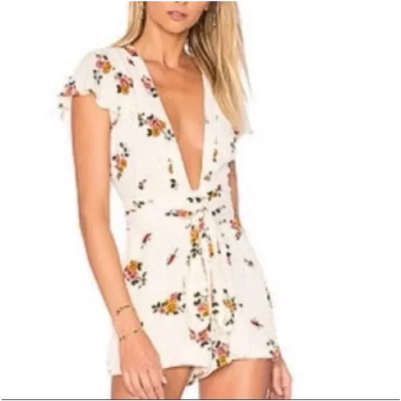 Revolve x Privacy Please Goodwin Cream Tie Waist Floral Romper size Medium $150 - Picture 2 of 8